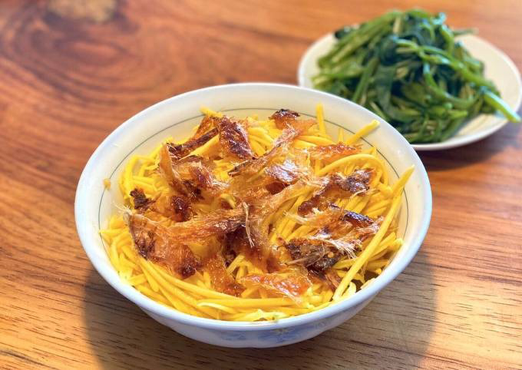 Có một điểm cần chú ý khi làm cá bùng binh là túi mật của cá. Một số đầu bếp giàu kinh nghiệm tiết lộ rằng, khi làm cá bùng binh phải trút bỏ hết mật. Nếu không, lúc nấu chín thịt cá sẽ rất hôi. Có một điểm cần chú ý khi làm cá bùng binh là túi mật của cá. Một số đầu bếp giàu kinh nghiệm tiết lộ rằng, khi làm cá bùng binh phải trút bỏ hết mật. Nếu không, lúc nấu chín thịt cá sẽ rất hôi.