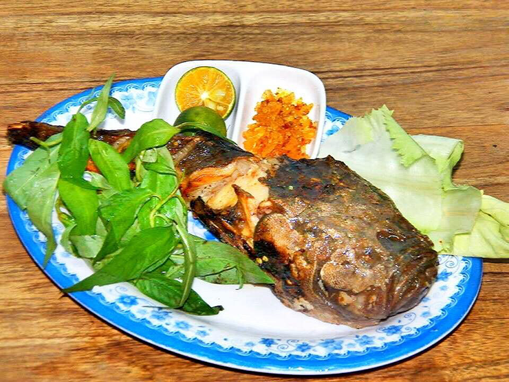 Các nhà hàng thường chế biến cá bùng binh thành nhiều món ngon như: nấu cà ri, nướng, nấu lẩu, nấu canh chua, hấp, rang muối, chưng tương,... trong đó cá bùng binh nấu canh chua là được ưa chuộng hơn cả. Các nhà hàng thường chế biến cá bùng binh thành nhiều món ngon như: nấu cà ri, nướng, nấu lẩu, nấu canh chua, hấp, rang muối, chưng tương,... trong đó cá bùng binh nấu canh chua là được ưa chuộng hơn cả.