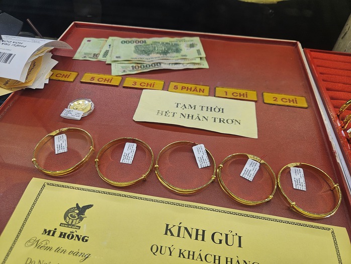 Giá vàng miếng SJC, vàng nhẫn đều lập đỉnh