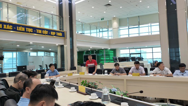 Họp trực tuyến ứng phó với bão số 6 tại Cục Khí tượng Thủy văn, Bộ Nông nghiệp và Môi trường.