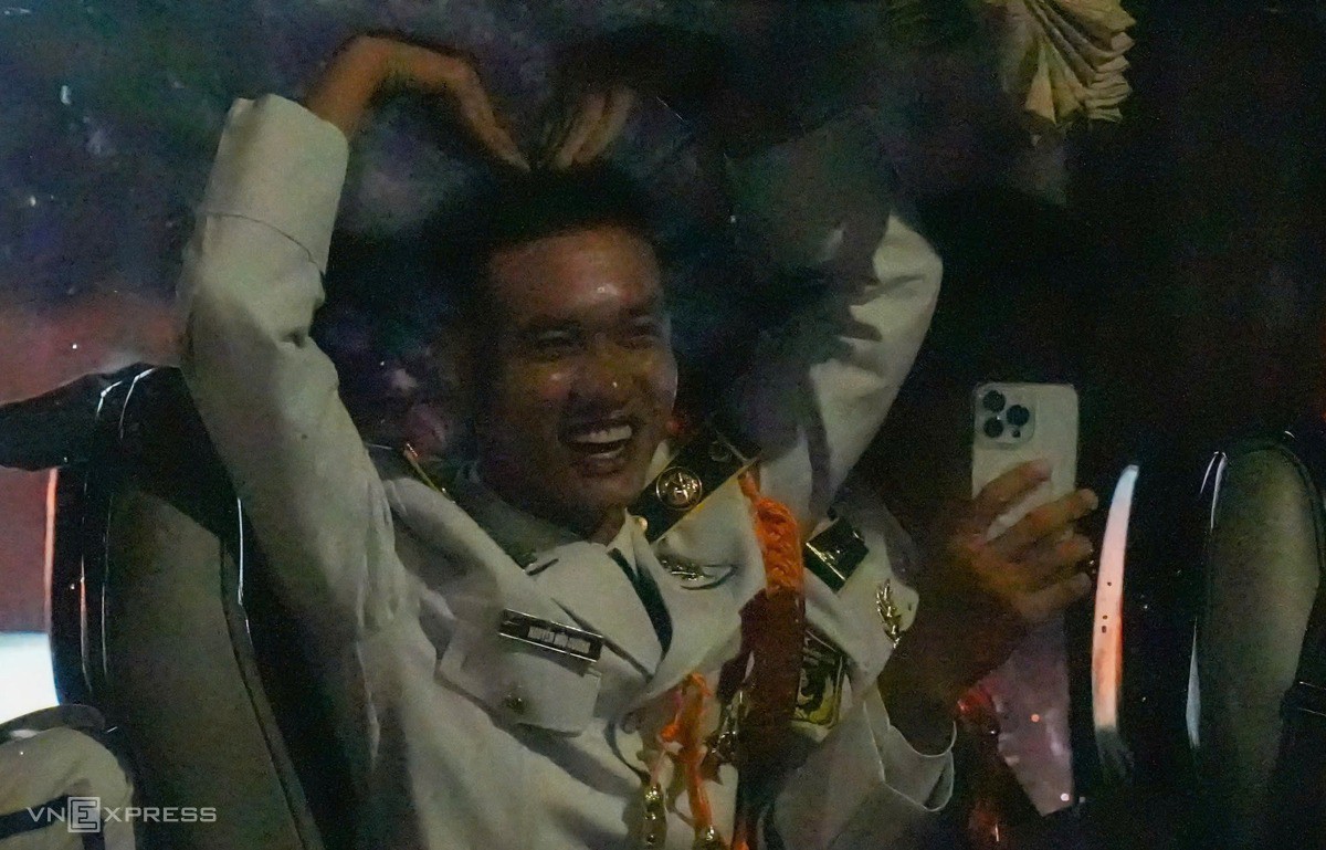 Quân nhân khối Danh dự ba quân chủng. Ảnh: Tùng Đinh