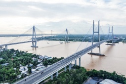 Những công trình giao thông biểu tượng trong 80 năm qua