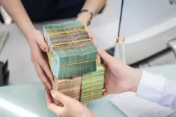 Kinh doanh - Điều gì đang tác động tới lãi suất cho vay?