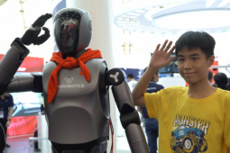 Du khách 'mách' 4 trải nghiệm không thể bỏ lỡ tại triển lãm 80 năm