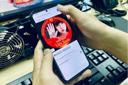 Cách thay ảnh đại diện Facebook với cờ đỏ, sao vàng mừng Quốc khánh 2/9