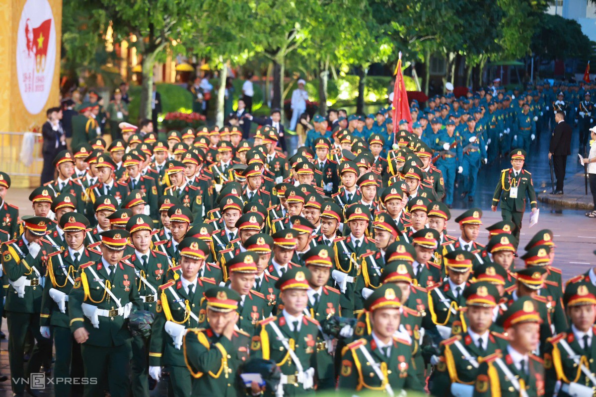 Khối Sĩ quan Hậu cần Kỹ thuật. Ảnh: Đức Đồng