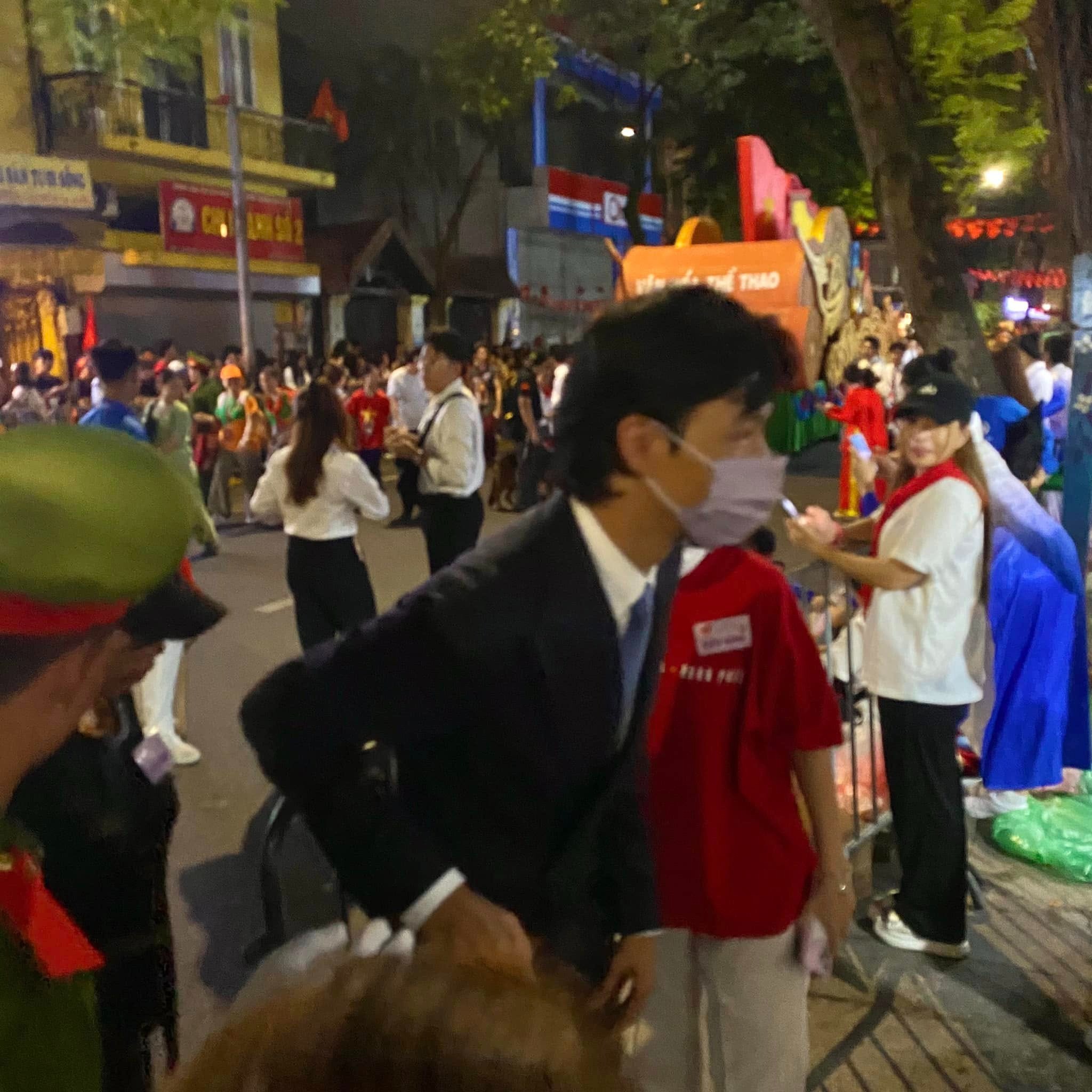 Hậu trường Tổng duyệt A80: Phương Thanh 'bắt vạ' Xuân Bắc, Bảo Thanh có bức ảnh 'sĩ đến già' - 8