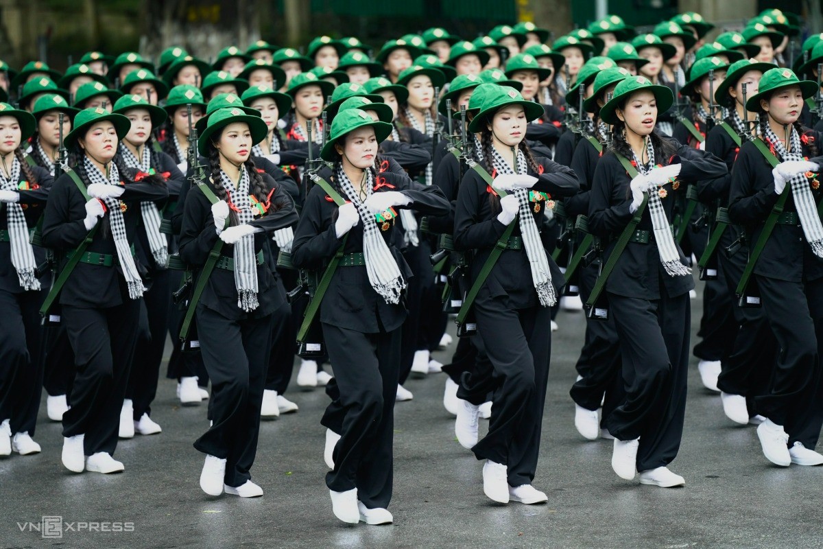 Khối nữ du kích miền Nam. Ảnh: Nguyễn Đông
