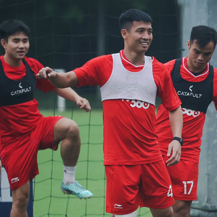 Trực tiếp bóng đá Thể Công Viettel - Becamex TPHCM: Bảo vệ thành công chiến thắng (Hết giờ) - 8