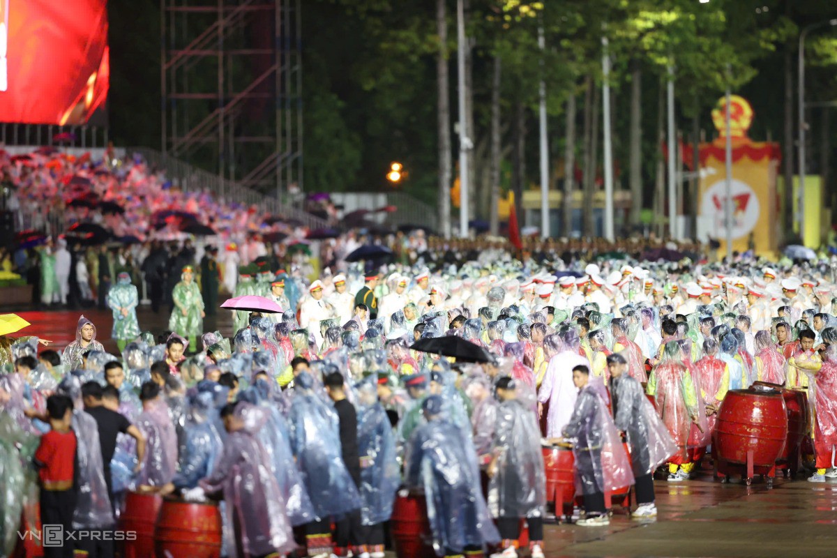 Trống hội vào vị trí. Ảnh: Đức Đồng