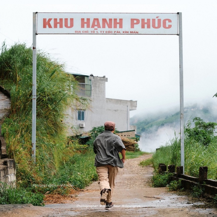 Ngẩn ngơ trước vẻ đẹp đổi sắc theo mùa ở Bản Phùng - 2