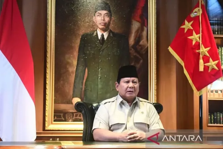 Tổng thống Indonesia Prabowo Subianto ngày 29-8 gửi lời chia buồn về cái chết của tài xế xe ôm công nghệ bị xe thiết giáp của cảnh sát cán ở Jakarta. Ảnh: ANTARA Tổng thống Indonesia Prabowo Subianto ngày 29-8 gửi lời chia buồn về cái chết của tài xế xe ôm công nghệ bị xe thiết giáp của cảnh sát cán ở Jakarta. Ảnh: ANTARA