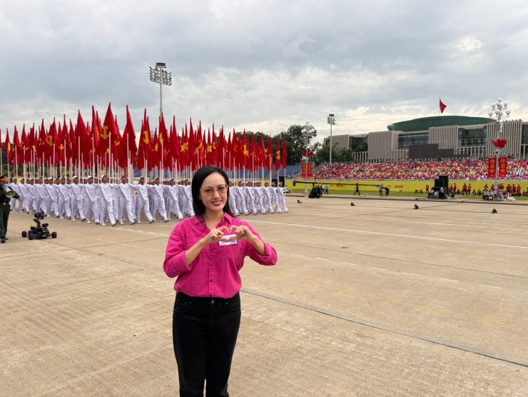 Chân dung 13 người trong tổ thuyết minh Lễ diễu binh, diễu hành A80 - 3