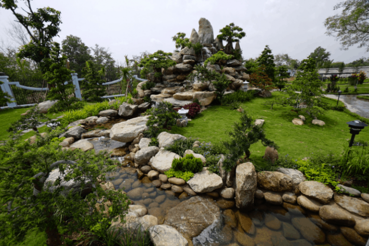 Ai sẽ tiếp quản Đền thờ Tổ trăm tỷ rộng 7.000m2 của Hoài Linh? - 5