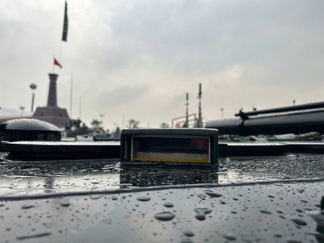 Một ví trị ngắm bắn trên nóc xe chiến đấu bộ binh