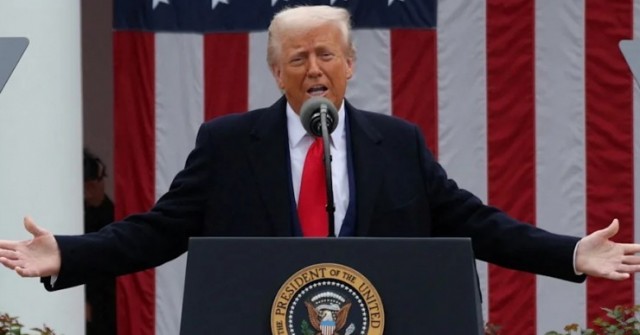 Cuộc chiến thương mại của ông Trump rối ren hơn...