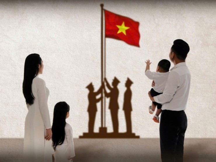 MC Hạnh Phúc chia sẻ bộ hình cảm động bên “bóng hình đất nước“