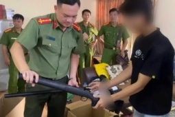 An ninh - Xã hội - Triệt phá đường dây rao bán súng trên YouTube ở Hà Nội