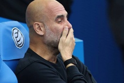 Bóng đá - Bảng xếp hạng Ngoại hạng Anh: Liverpool độc chiếm ngôi đầu, Man City tệ hơn cả MU