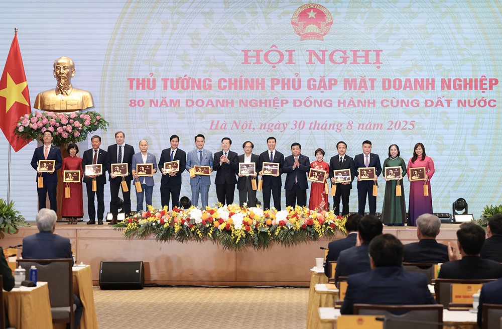Triết lý phát triển bền vững mà LPBank kiên định theo đuổi: