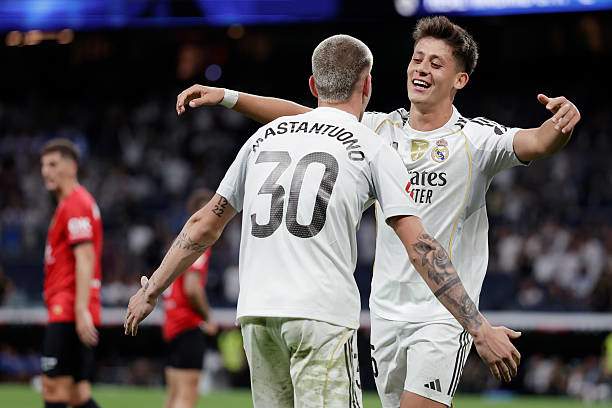 Real Madrid có thể an tâm bước vào giai đoạn FIFA Days sau khi toàn thắng cả 3 vòng