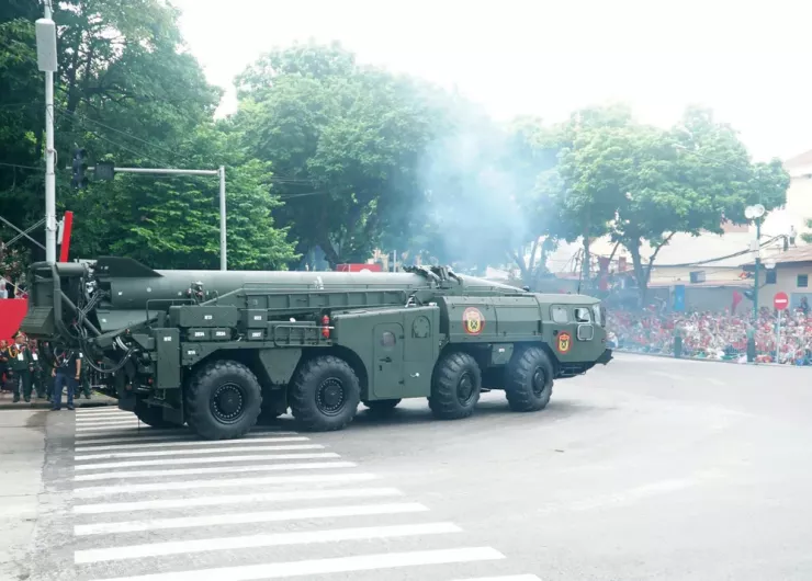 Uy lực từ dàn khí tài hiện đại bậc nhất của Quân đội tại A80 - 16