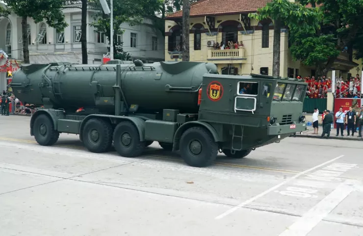 Uy lực từ dàn khí tài hiện đại bậc nhất của Quân đội tại A80 - 19