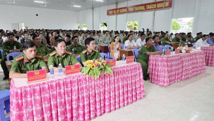 Đại biểu tham dự Lễ công bố Quyết định đặc xá.