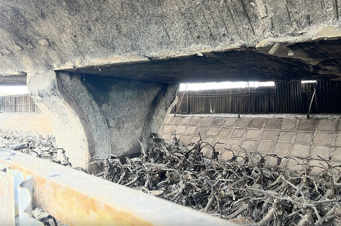 Hàng trăm chiếc xe xe máy bị thiêu rụi sau vụ cháy