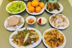 Ẩm thực - Cận cảnh bữa cơm của các chiến sỹ tham gia A80