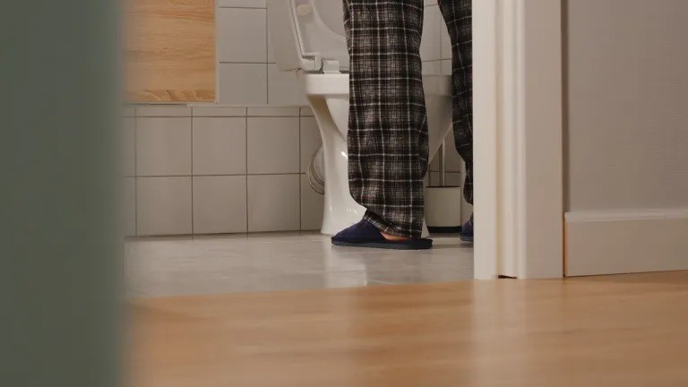 7 dấu hiệu âm thầm của ung thư tuyến tiền liệt mà đa số nam giới bỏ qua - 4