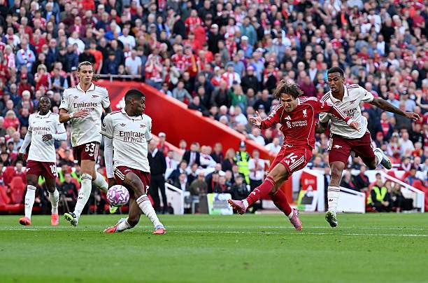 Trực tiếp bóng đá Liverpool - Arsenal: Phòng ngự anh dũng (Ngoại hạng Anh) (Hết giờ) - 13