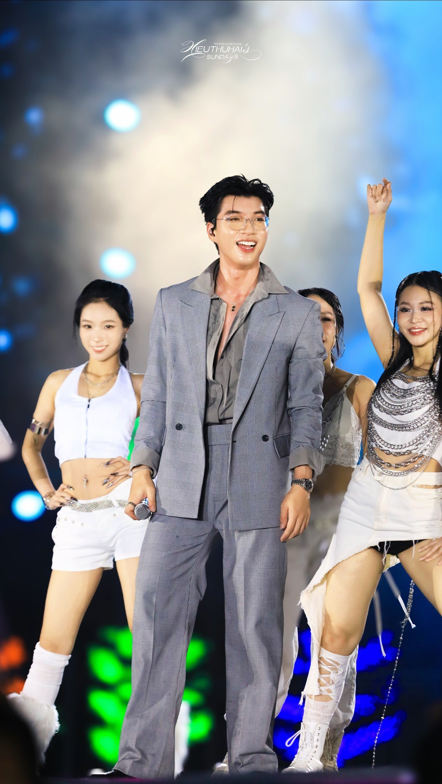 HIEUTHUHAI có thêm tạo hình “để đời”, khiến fan “mất ngủ” vì tấm hình hờ hững - 1