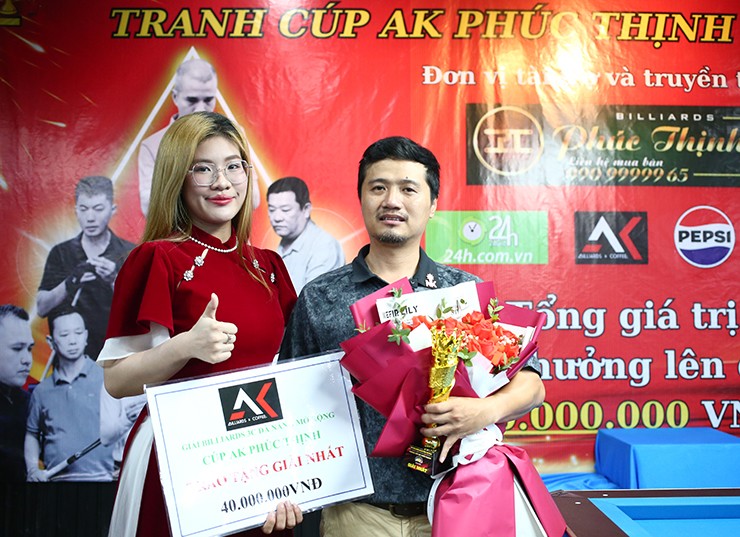 Lê Viết Toàn thắng Trần Quyết Chiến để vô địch