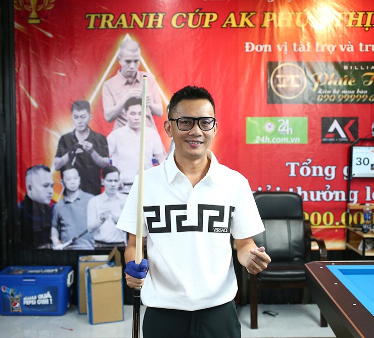 Quốc Vinh loại Bao Phương Vinh tại tứ kết