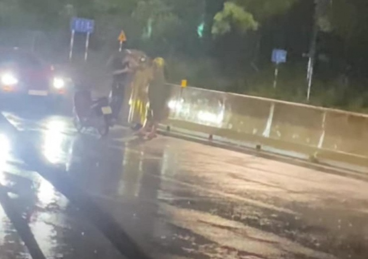 Khu vực hiện trường phát hiện thi thể người Khu vực hiện trường phát hiện thi thể người