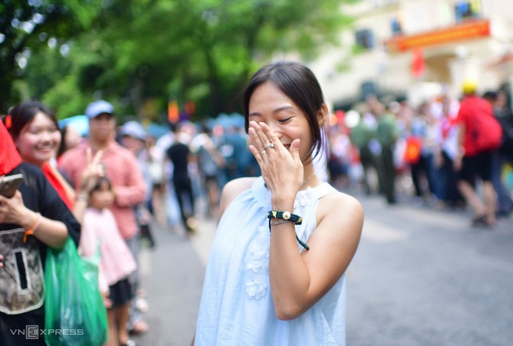 Quân dân bịn rịn sau lễ diễu binh mừng Quốc khánh - 7