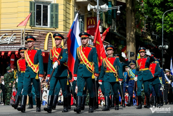 Khối diễu binh của Quân đội Nga. Ảnh: Trọng Tùng