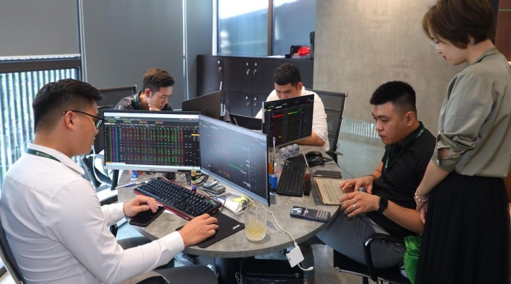 FTSE dự kiến công bố kết quả xem xét nâng hạng thị trường Việt Nam trong thời gian tới.