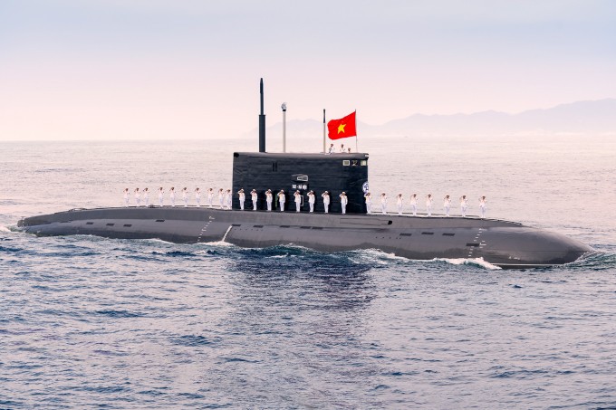 Lần đầu diễu binh trên biển - 4