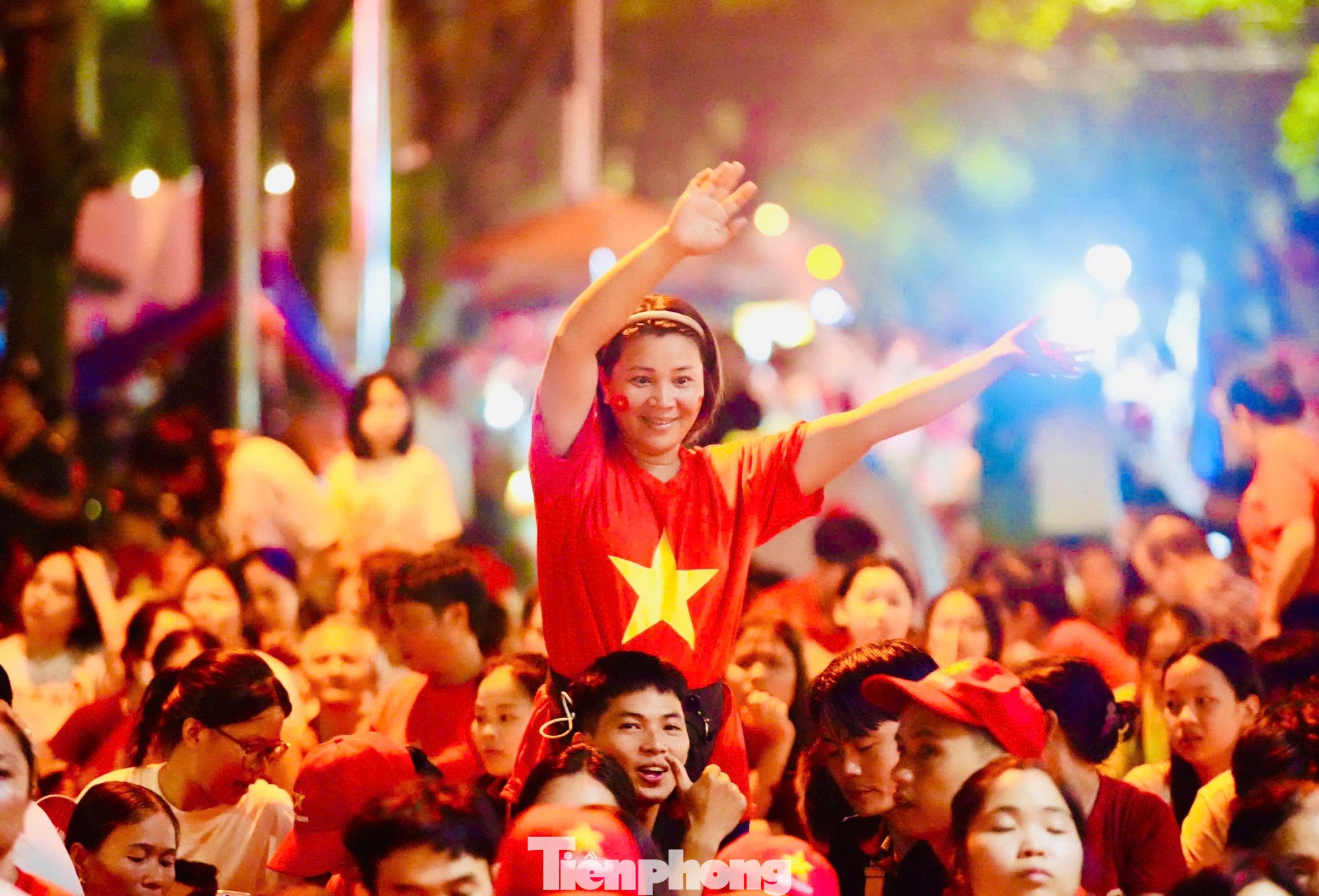 Toàn cảnh Hà Nội đêm không ngủ - 2
