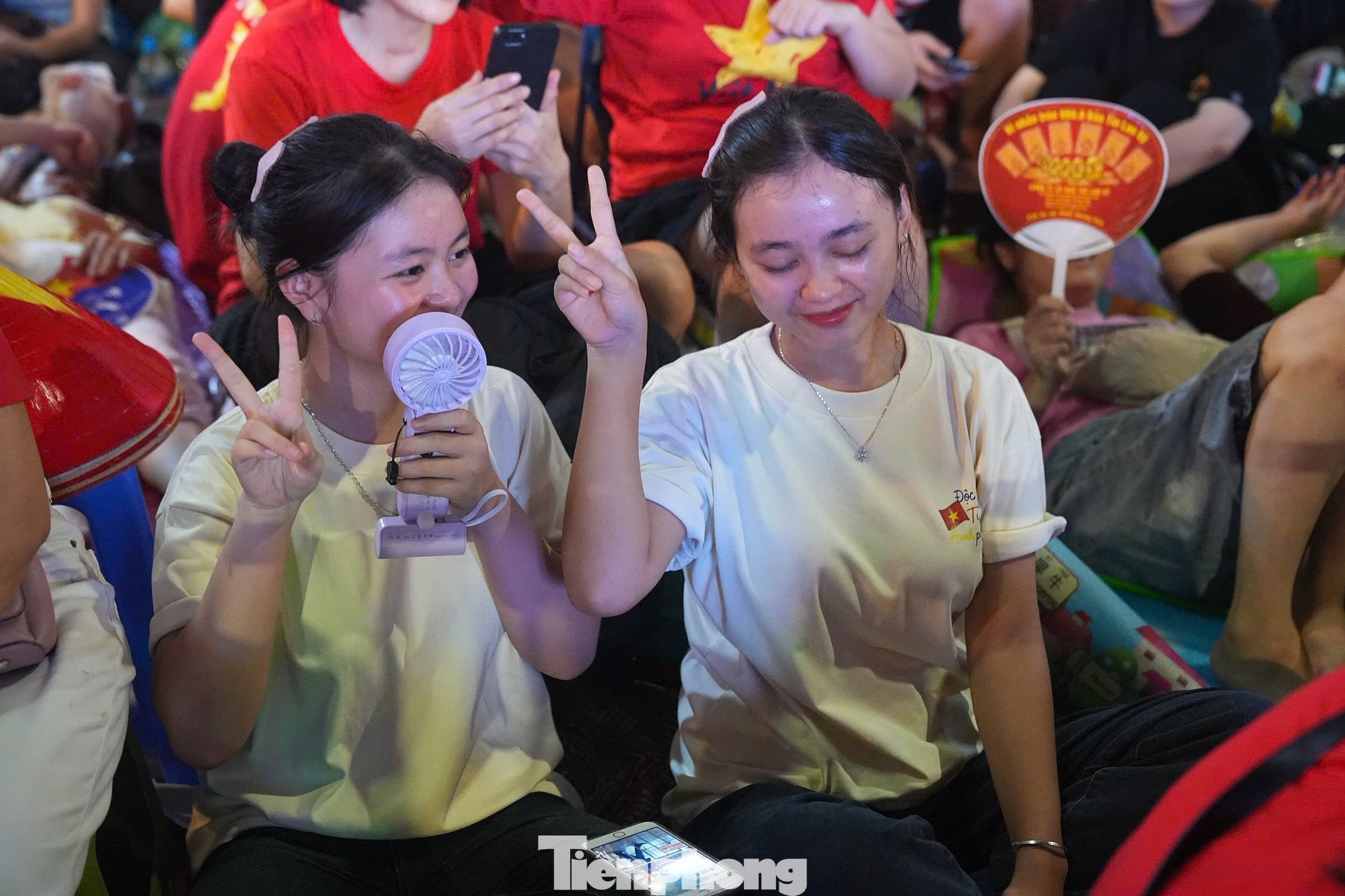 Toàn cảnh Hà Nội đêm không ngủ - 25