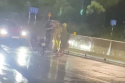 An ninh - Xã hội - Phát hiện thi thể không nguyên vẹn trên đường ở TPHCM