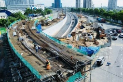 'Gác' lại sum vầy, thi công xuyên lễ tại nút giao phức tạp bậc nhất TPHCM