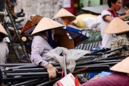 Thị trường - Tiêu dùng - Từ cánh đồng quê ra phố, dân làng Thượng Phúc phất lên nhờ nghề đồng nát