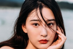 Giải trí - Diễn viên bị bạn trai bỏ vì đóng cảnh hôn
