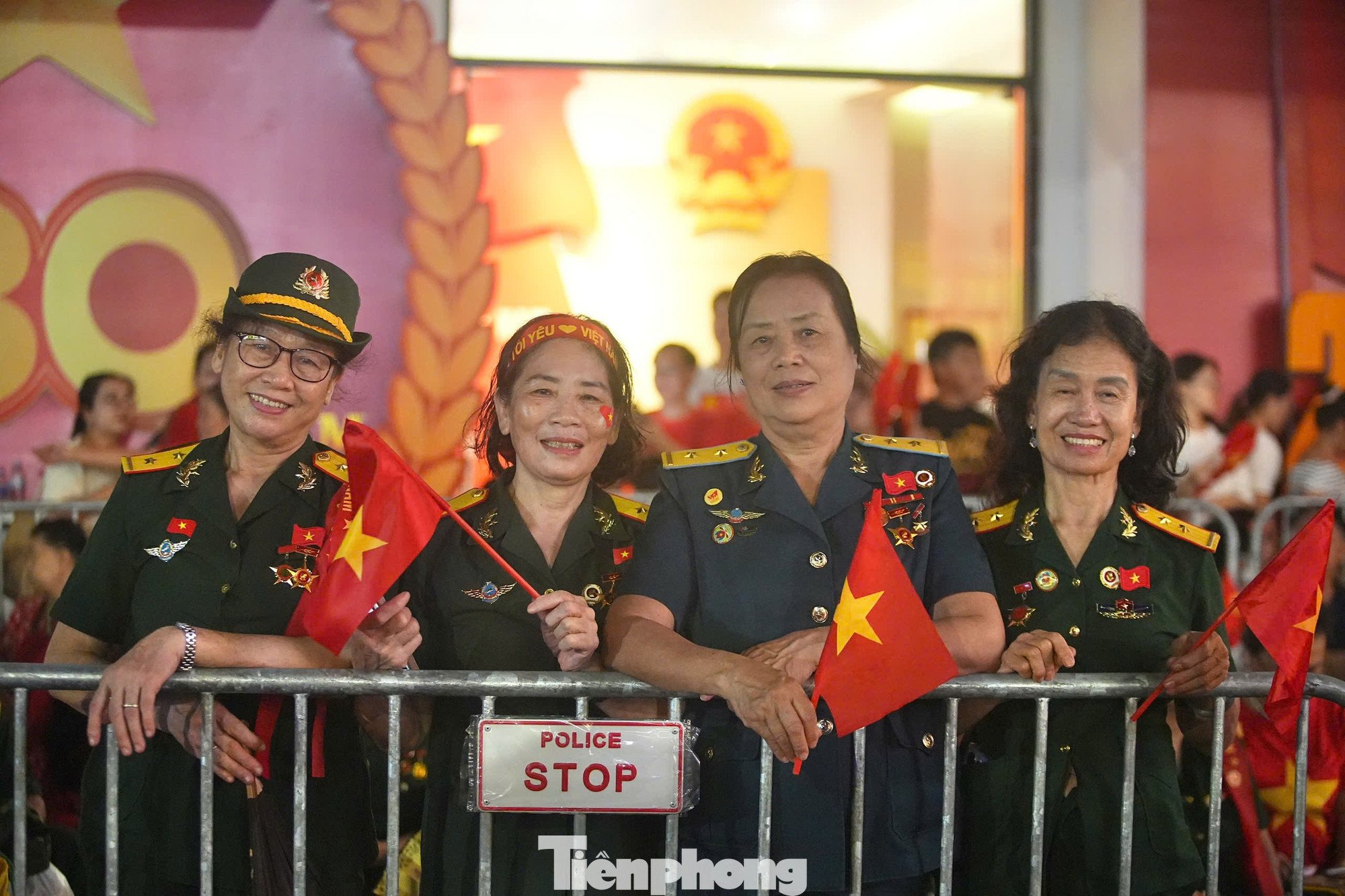 Toàn cảnh Hà Nội đêm không ngủ - 26