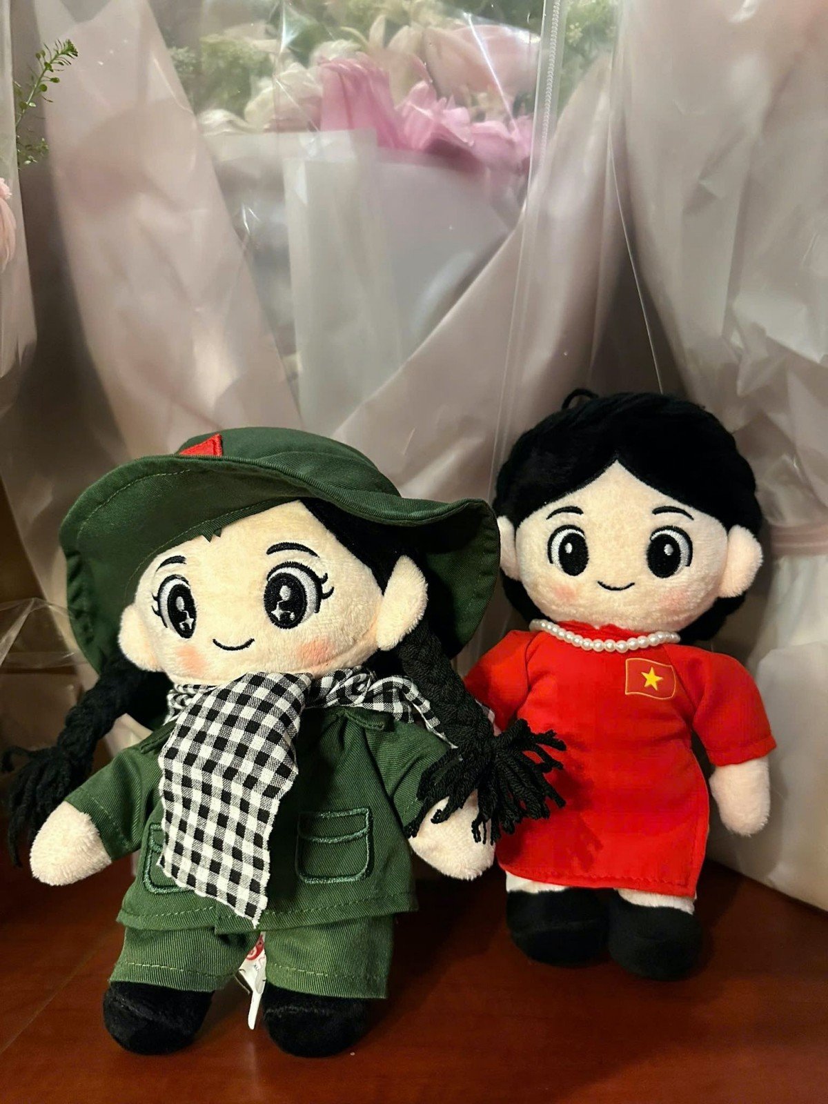 Sinh ngày 31/8/1995, Hạ Anh vừa tròn 30 tuổi đúng dịp cả nước hướng đến Đại lễ. Cô được đoàn làm phim và khán giả chúc mừng sinh nhật, tặng nhiều món quà ý nghĩa trong chuyến cinetour.