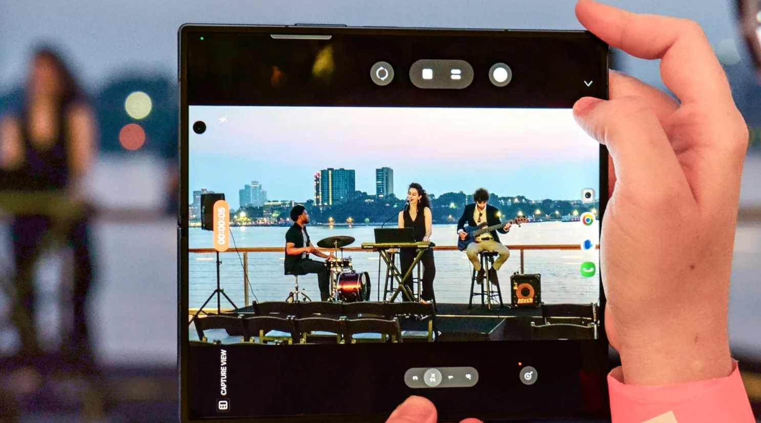 Galaxy Z Fold 7 chụp ảnh cực xịn.