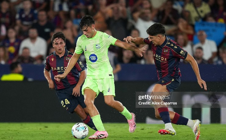 Pedri từng bị Real Madrid ngoảnh mặt